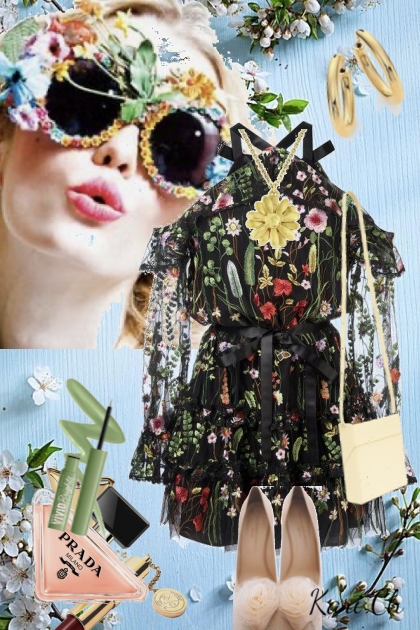 Sort blondekjole med blomster 2-4